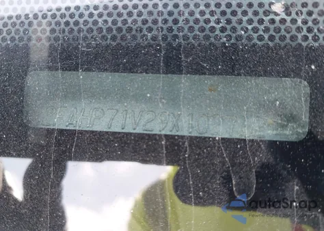 2009 Ford Crown Victoria Police/Police Interceptor z USA, uszkodzony, nr VIN 2FAHP71V29X102762